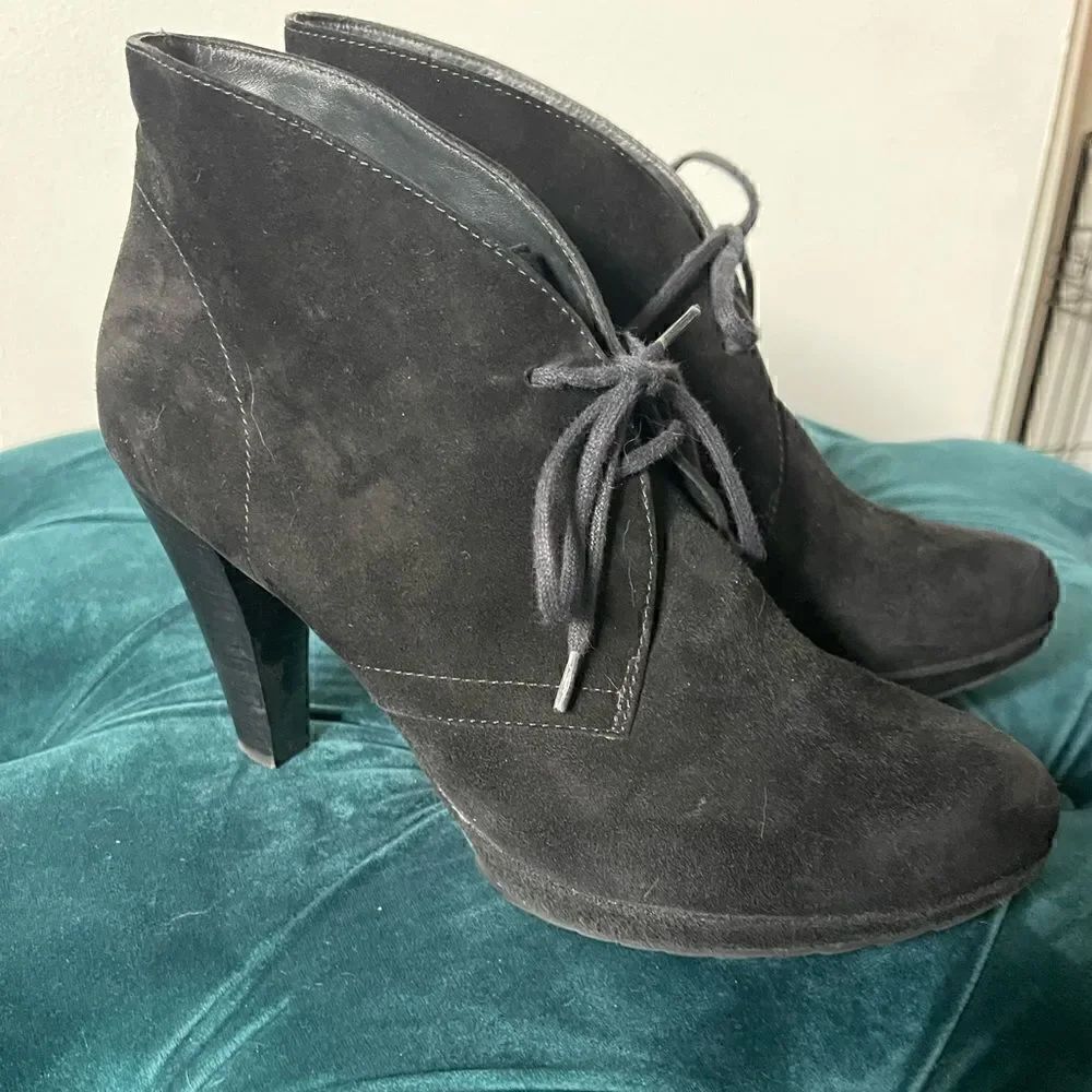 PAUL GREEN Black Suede Booties GUC Lace Up